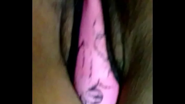 Mostrar my wife's pink thong vídeos do Drive