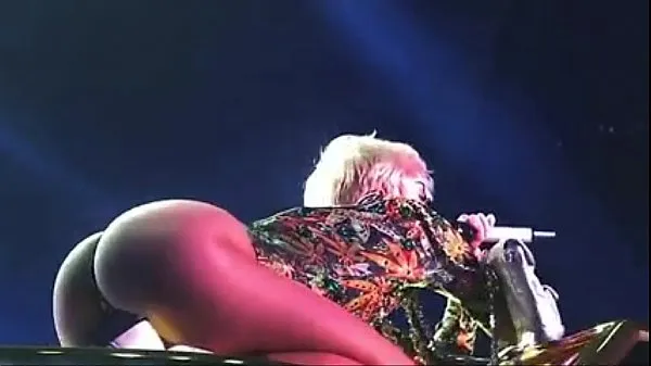 Mostrar show de bunda perfeita miley cyrus vídeos do Drive