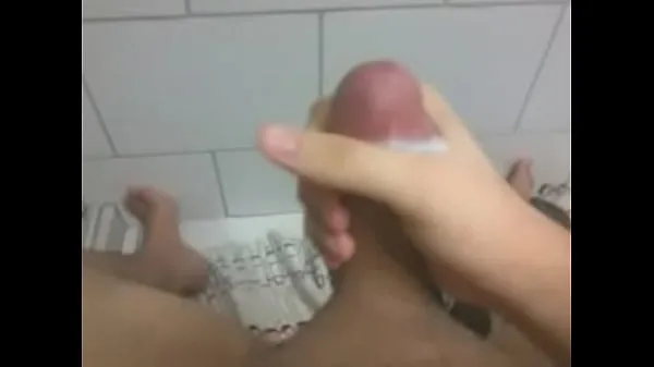 显示 Chubby little dick cumming for the third time. (Small Cock 随车视频