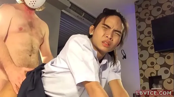 Mostrar Ladyboy colegiala táctica perrito anal vídeos de conducción