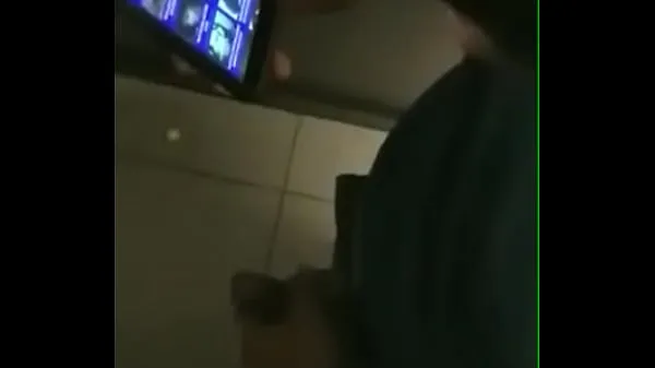 Show Handjob in the subway drive Videos