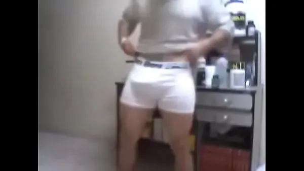 Afficher É gg a cueca e quase escapa pra baixo! Kkk não fico bem de cueca box? eu acho que não vidéos Drive