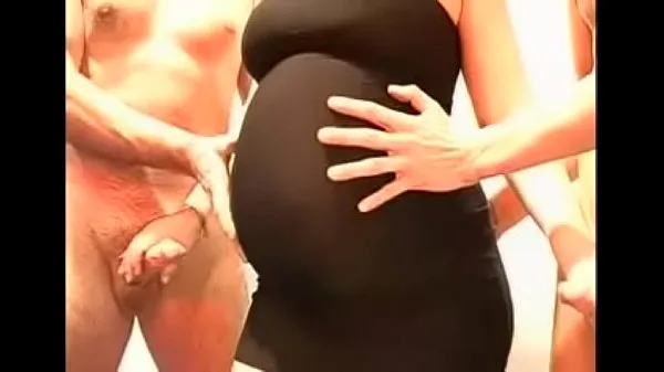 Afficher Enceinte en robe noire gangbang vidéos Drive