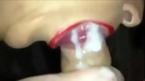 Mostrar Labios rojos mamada vídeos de conducción