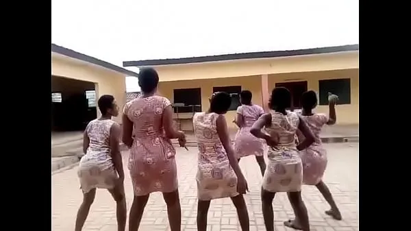 Показать TWERK GHANA девушкивидео с поездки