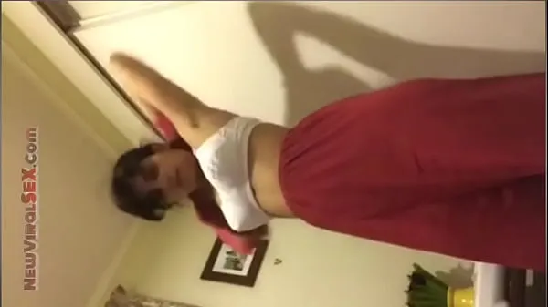Zobrazit videa z disku Indian Muslim Girl Viral Sex Mms Video