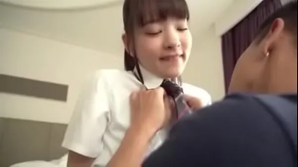 Mostrar La colegiala japonesa Mikako se folla a un chico mayor - nanairo.co vídeos de conducción