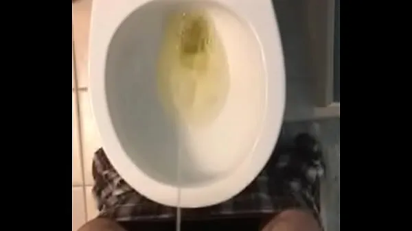 Visa Peeing in a toilet drive-videor