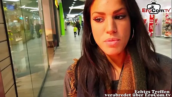 German amateur latina teen public pick up in shoppingcenter and POV fuck with huge cum loads Drive-videók megjelenítése