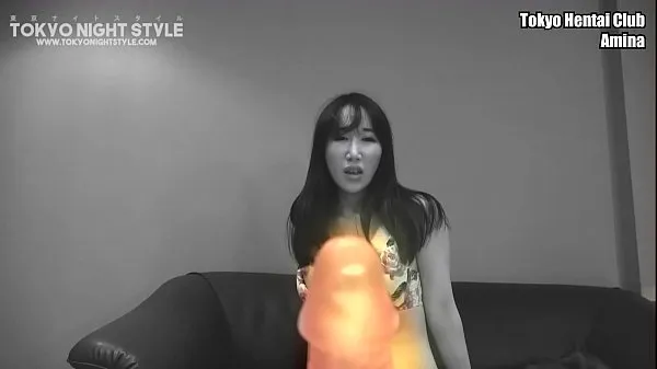 Mostrar Chica japonesa toma un vibrador hasta el fondo de la vagina vídeos de conducción