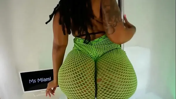 Show Ms Miami Biggest Booty in THE WORLD! - Downloadable DVD drive Videos