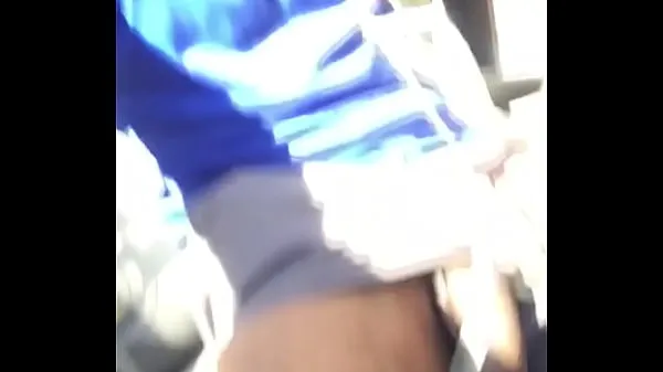 Toon Young man masturbating on the bus Drive-video's