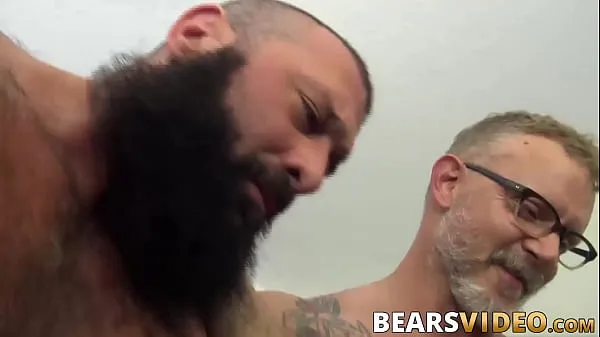 Hardcore raw sex with hairy bear pair 드라이브 동영상 표시