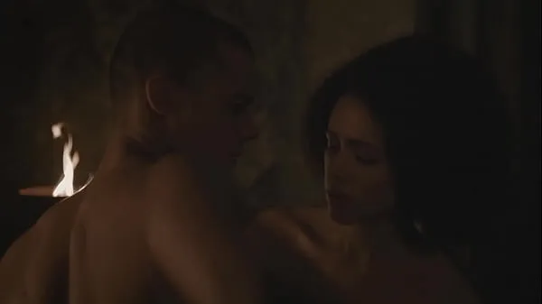 Mostrar Mira cada escena de sexo de Game of Thrones vídeos de conducción