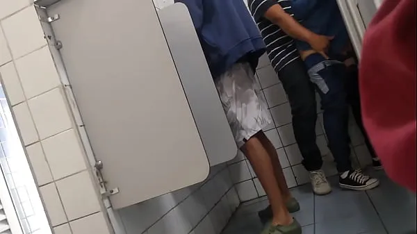 Mostrar follar en el baño publico vídeos de conducción