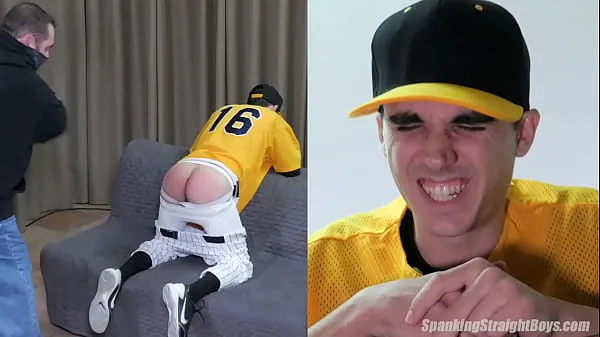 Zobraziť videá zo služby Straight Twink Spanked in a Baseball Uniform