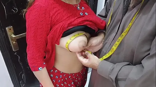 Pokaż filmy z Desi indian Village Wife,s Ass Hole Fucked By Tailor In Exchange Of Her Clothes Stitching Charges Very Hot Clear Hindi Voice jazdy