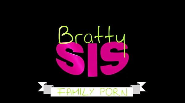 عرض مقاطع فيديو محرك الأقراص BrattySis - Stepsister BFF "I kinda want to fuck your stepbrother" S21:E9