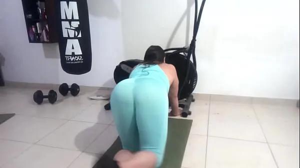 Zobraziť videá zo služby Unfaithful Mexican Hindo Latina Slut Wife Invites Her Nephew To Record Her Exercising She Is A Nymphomaniac She Loves Cock In Usa American