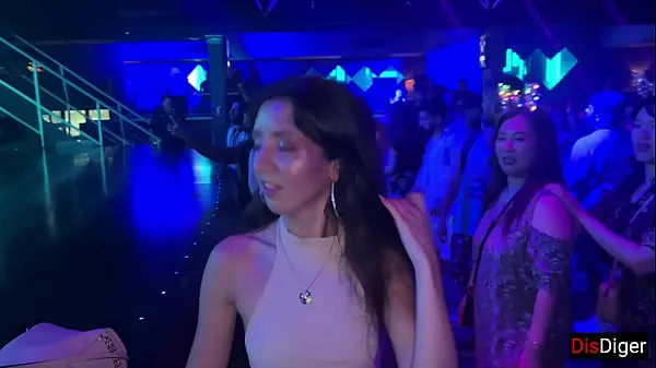 Show Horny girl agreed to sex in a nightclub in the toilet drive Videos