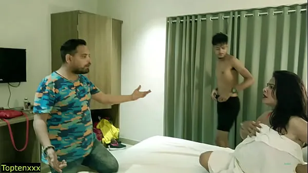 Mostrar Indian Hot wife cheating sex with Pizza Delivery Boy! What Next vídeos de conducción