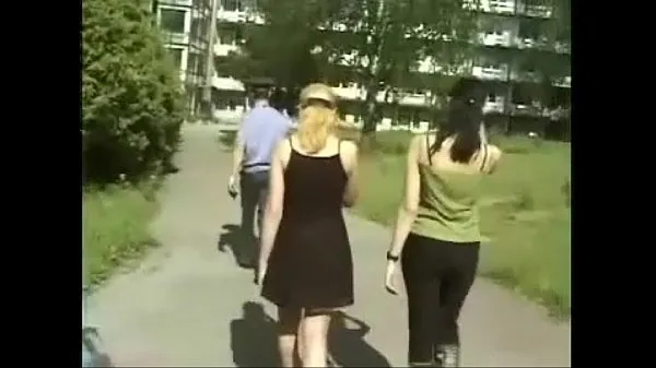 Hard Spanking and Whipping For Russian Girls Drive-videók megjelenítése